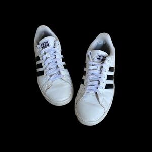 Classic Adidas Neo Cloud Foam Sneakers White Black Stripes 8.5